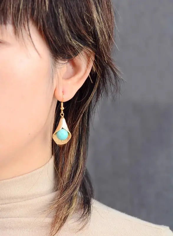 Load image into Gallery viewer, Gold Flower Amazonite  Earrings

