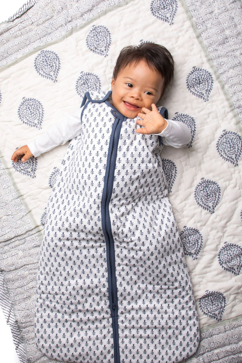 Load image into Gallery viewer, FORT Wearable Baby Sleep Bag (Lightweight)

